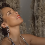 Alicia Keys dévoile le clip de « Lifeline »