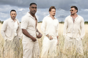 Blue dévoile le clip de « One Last Time »