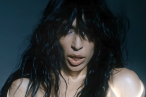 Loreen dévoile le clip de « Coming Close »